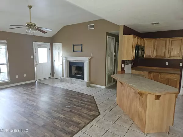 Gautier, MS 39553,8021 Longwood Drive