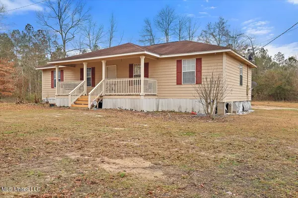 Mount Olive, MS 39119,64 Garner Road