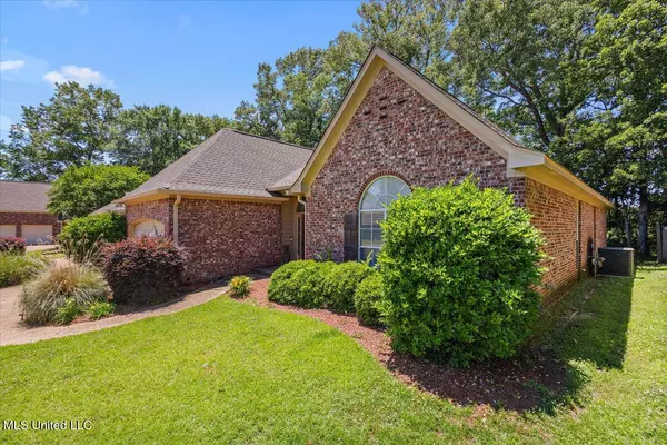 412 Dunlin Court, Brandon, MS 39047