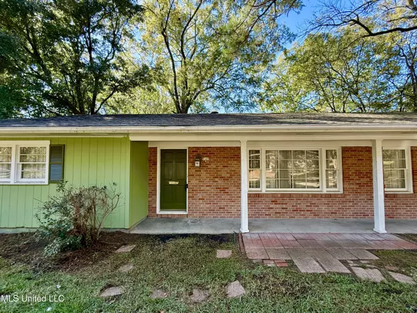 Jackson, MS 39211,5327 Pine Lane Drive