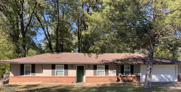 1006 Dogwood Street, Clinton, MS 39056