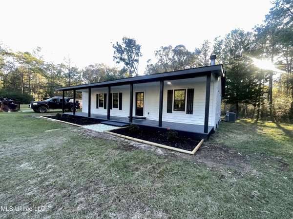 372 Flournoy Road, Lucedale, MS 39452