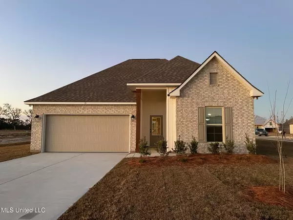 11 Cameron Cove, Long Beach, MS 39560