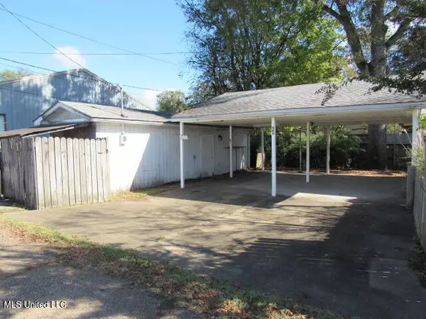 Tunica, MS 38676,965 River Road