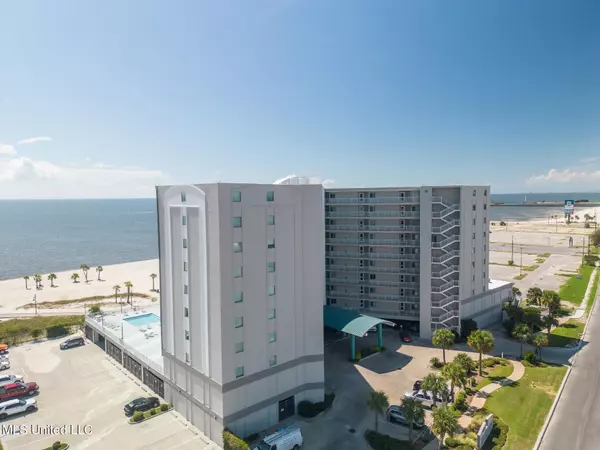 1899 Beach Boulevard #202, Biloxi, MS 39531