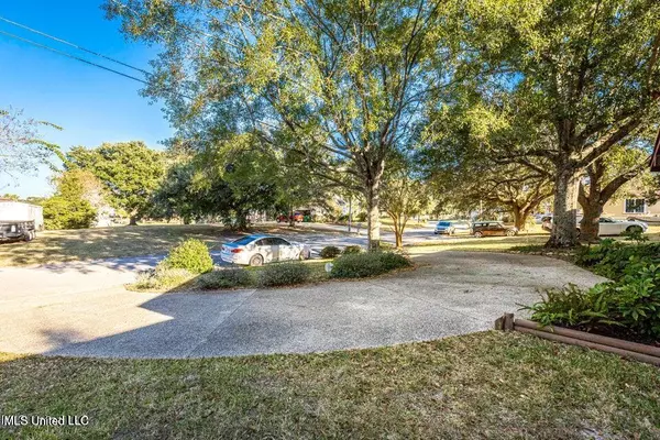 Ocean Springs, MS 39564,13140 Hanover Drive