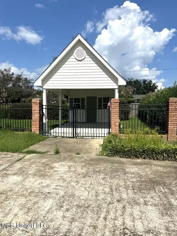 Vidalia, LA 71373,1005 Guillory Street