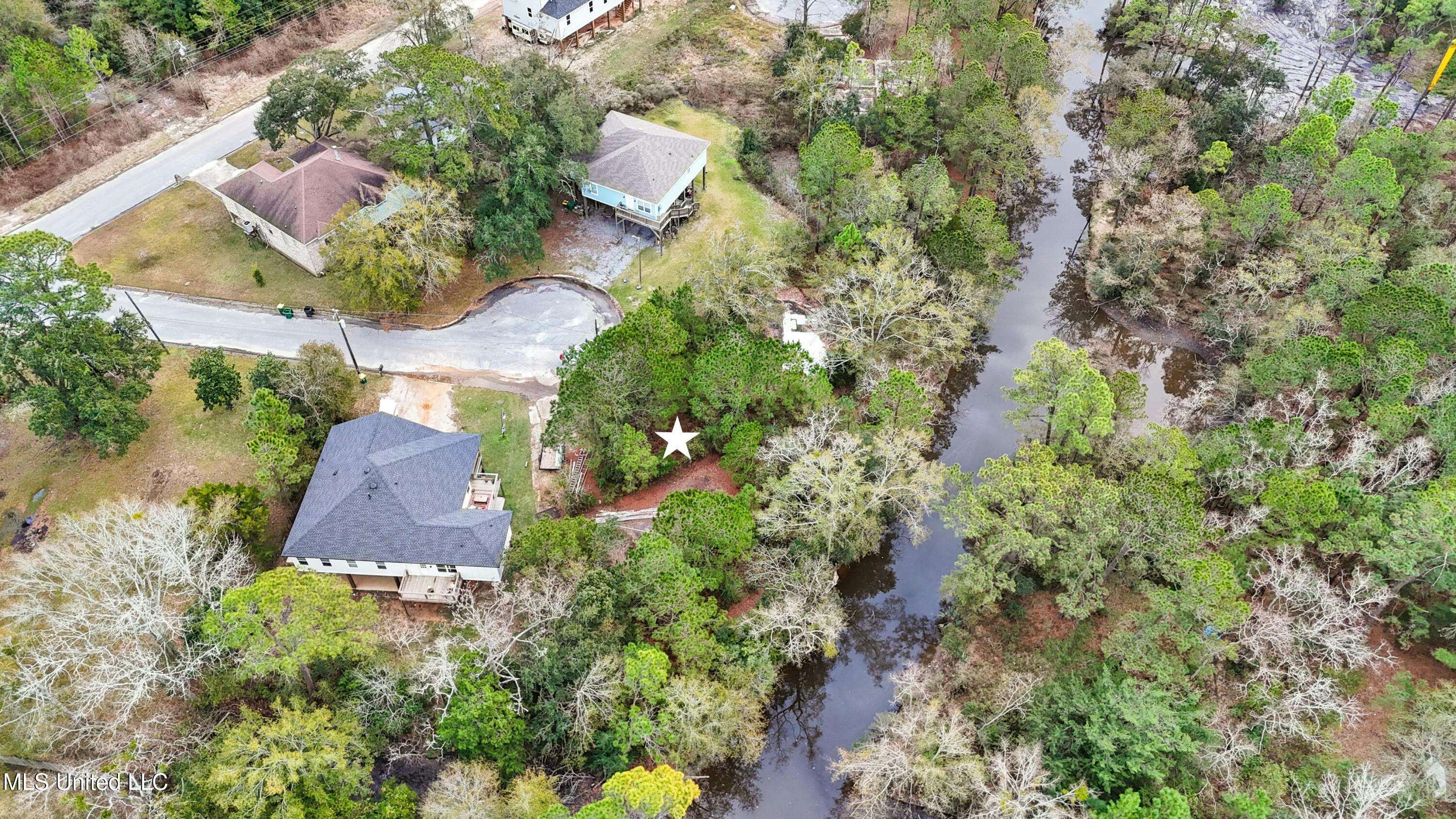 Biloxi, MS 39532,15928 Cottonwood Drive