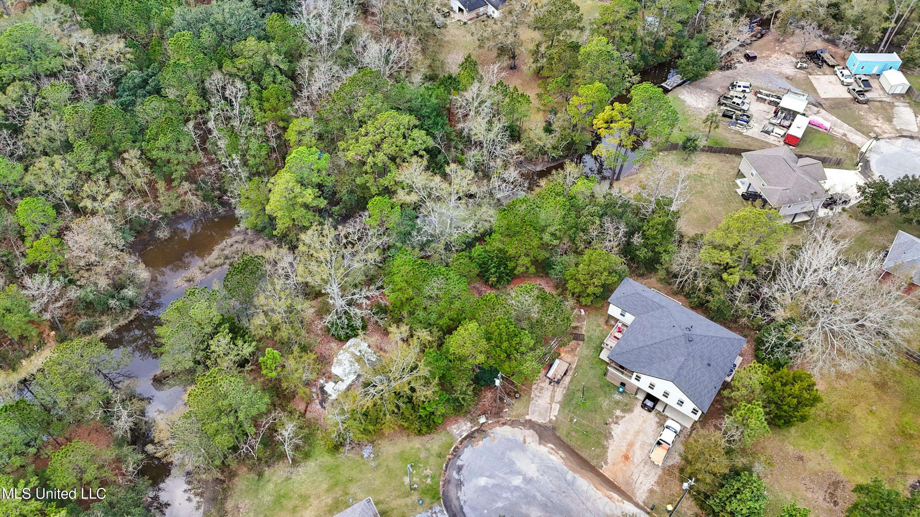 15928 Cottonwood Drive, Biloxi, MS 39532