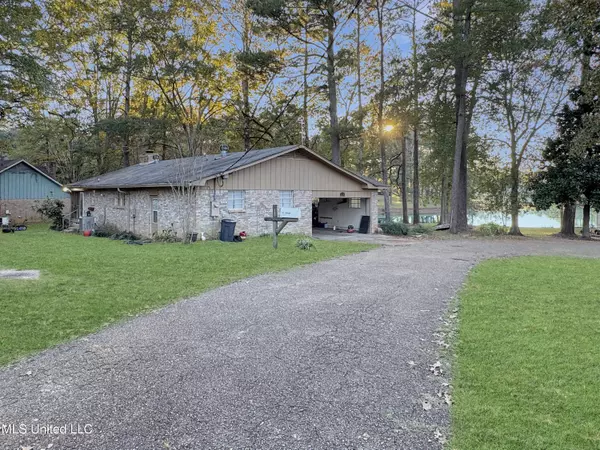 Florence, MS 39073,113 Kimwood Place