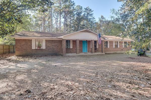 6200 Juniper Drive, Vancleave, MS 39565