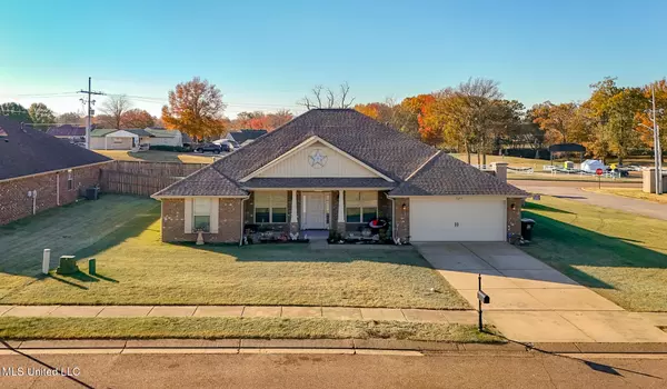 7693 W Woodridge Drive, Southaven, MS 38672