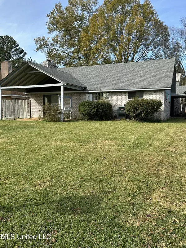 401 Spike Ridge, Canton, MS 39046