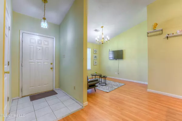 Horn Lake, MS 38637,5651 W Avalon Drive