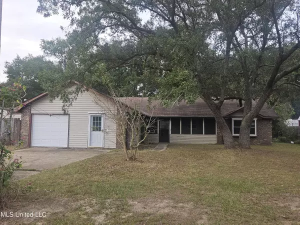 8520 Mermaid Avenue, Ocean Springs, MS 39564