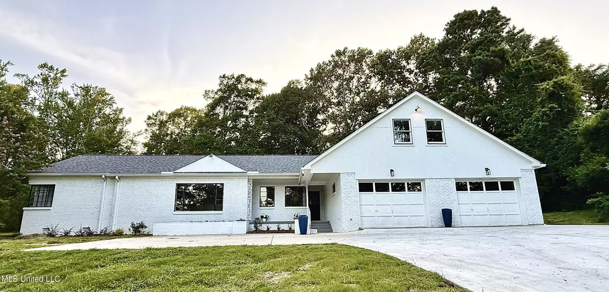 112 Louis Wilson Drive, Brandon, MS 39042