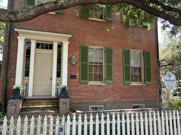 305 N Rankin Street, Natchez, MS 39120