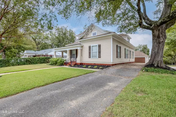 Byhalia, MS 38611,2407 Church Street