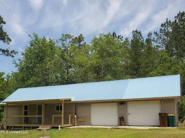 20499 Twin Lakes Drive, Saucier, MS 39574