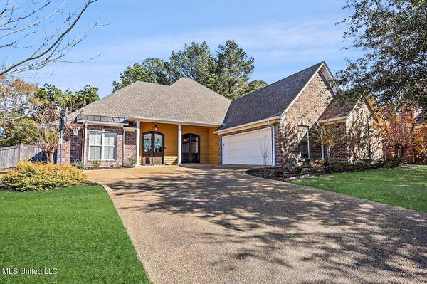 153 Woodlands Glen Circle, Brandon, MS 39047