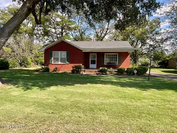 1564 South Main, Greenville, MS 38701