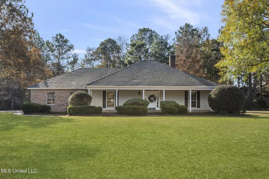 42 W Temple Road, Petal, MS 39465