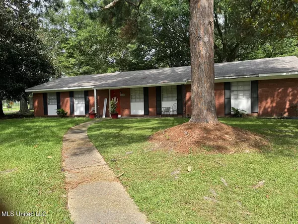 1740 Smallwood Street, Jackson, MS 39212