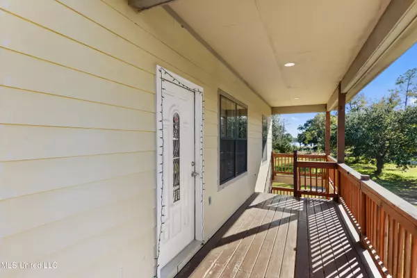 D'iberville, MS 39540,10160 Sadler Lane