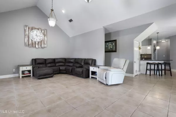 Vancleave, MS 39565,2440 Lloyds Lane