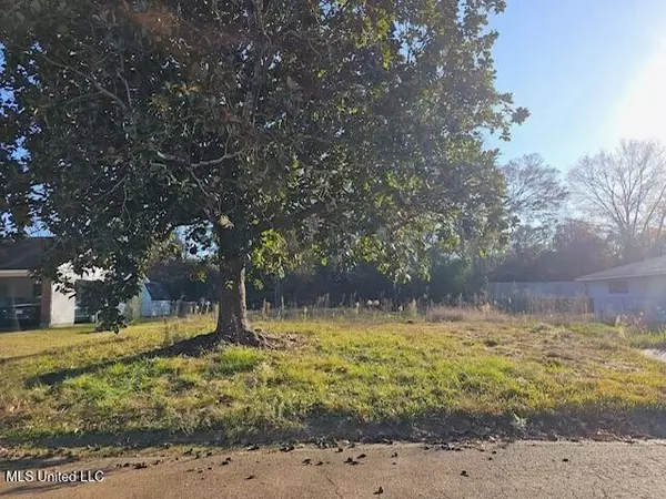 2351 Montebello Drive,  Jackson,  MS 39213