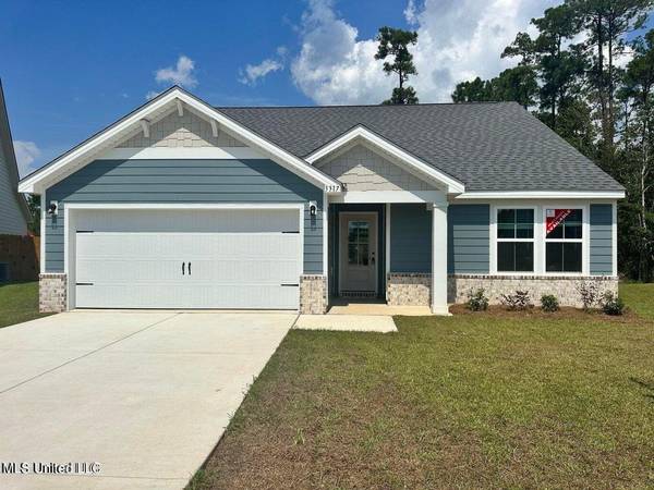 13731 Winterberry Drive, Biloxi, MS 39532