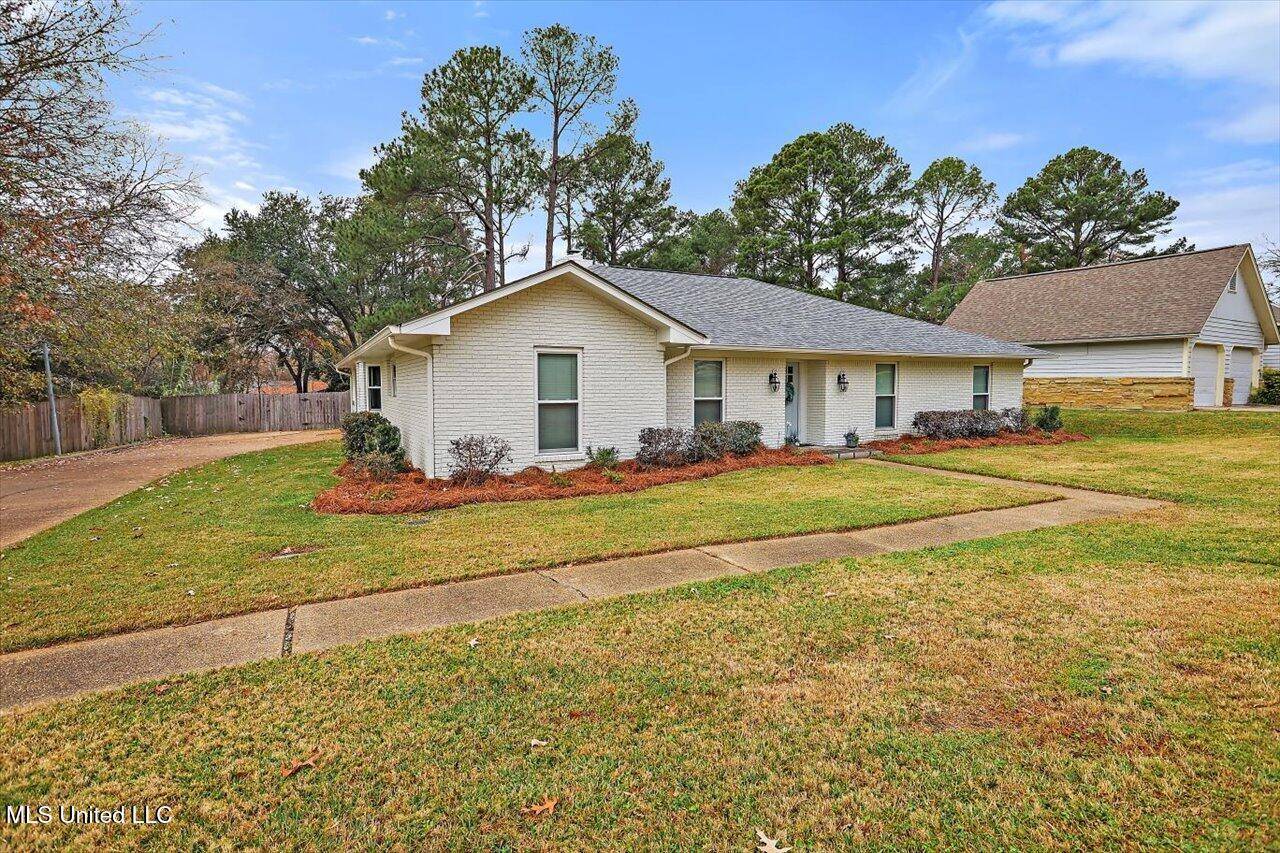 Ridgeland, MS 39157,7059 Edgewater Drive