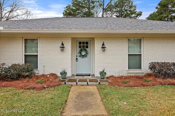 Ridgeland, MS 39157,7059 Edgewater Drive