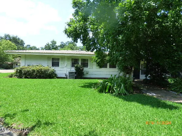 Vidalia, LA 71373,5 Cadet Street