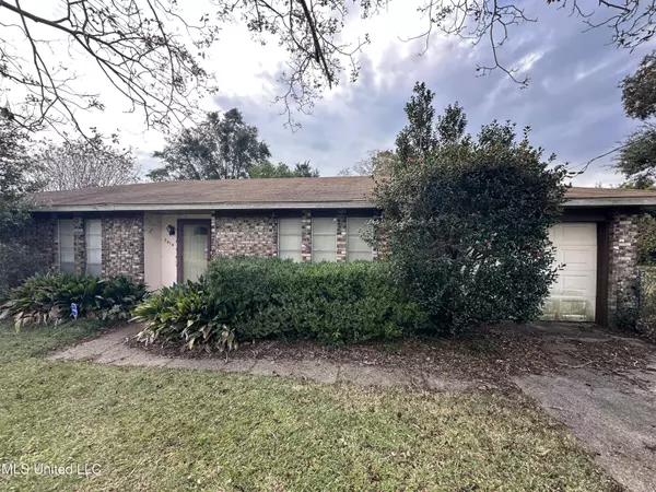 2414 Demaret Drive,  Gulfport,  MS 39507