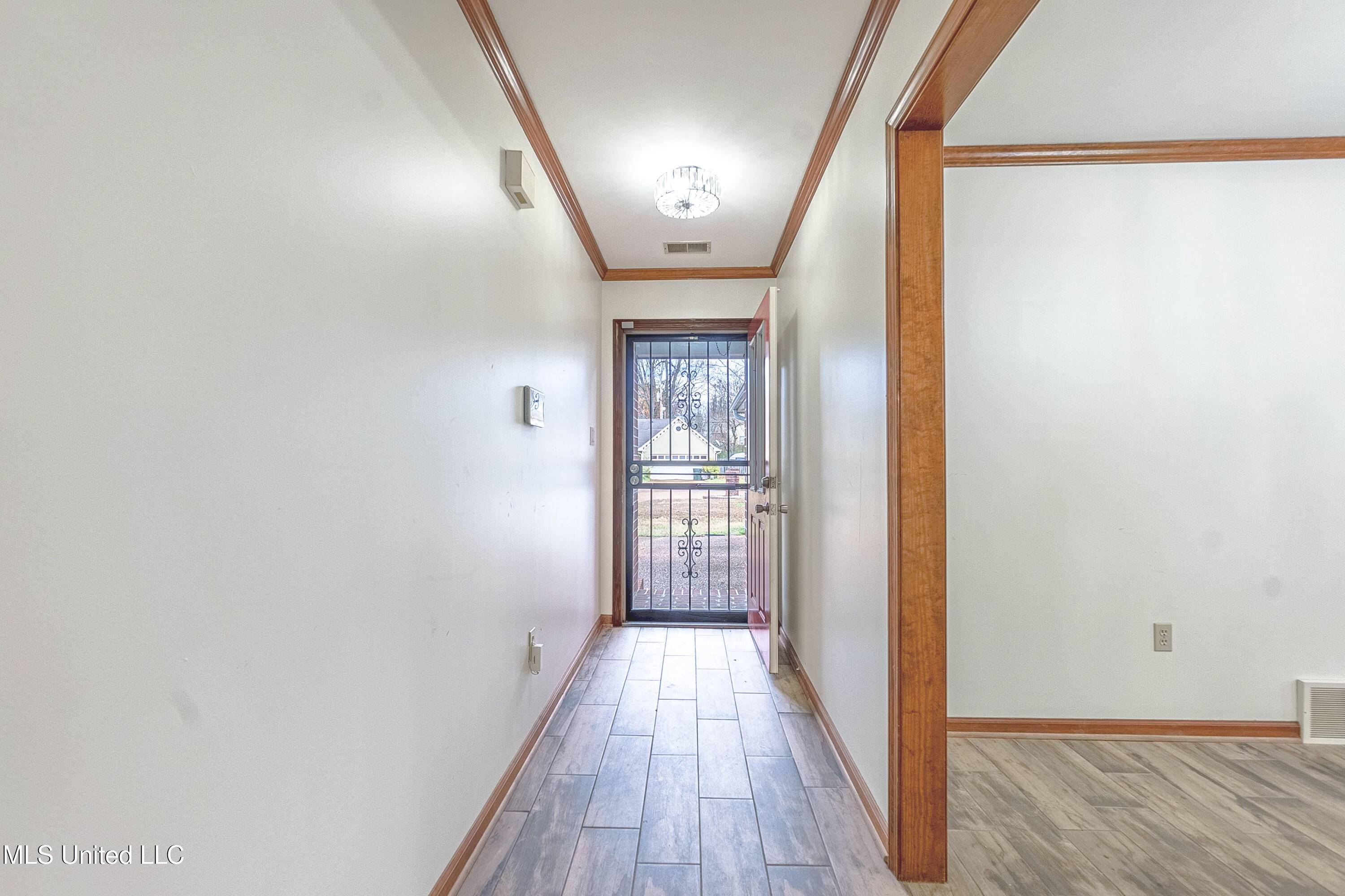 Southaven, MS 38671,8717 S Carriage Drive
