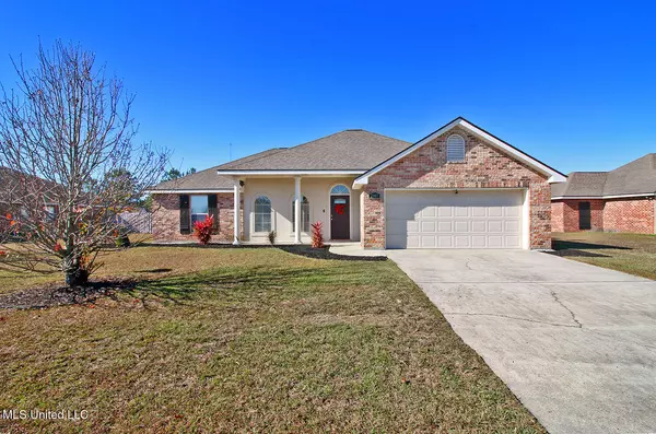 Ocean Springs, MS 39564,2005 Rhonda Avenue