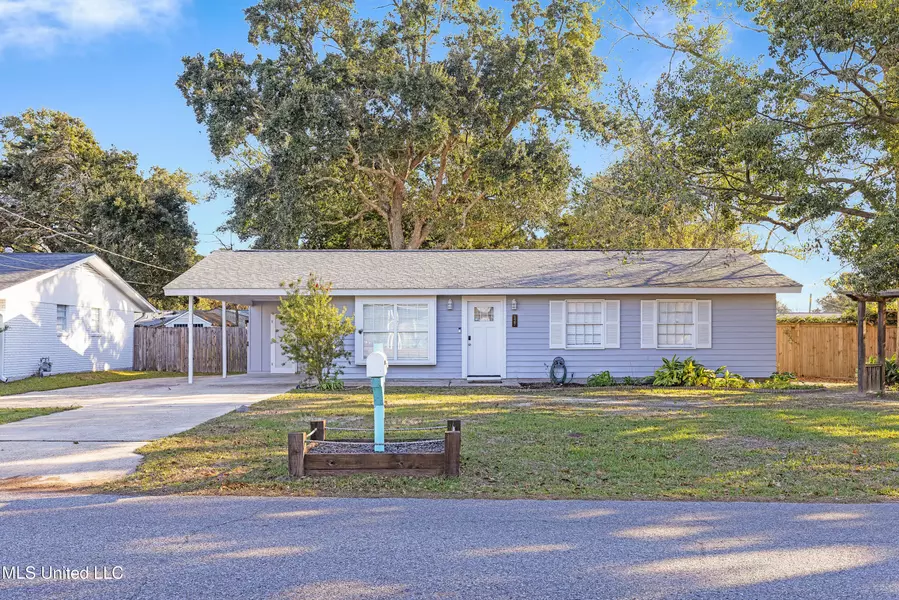 127 Trautman Avenue, Long Beach, MS 39560