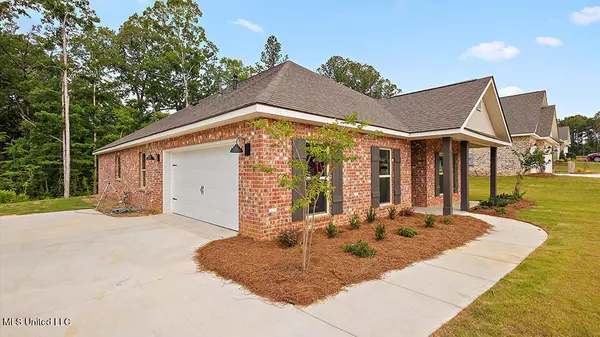 Pearl, MS 39208,426 Piney Drive