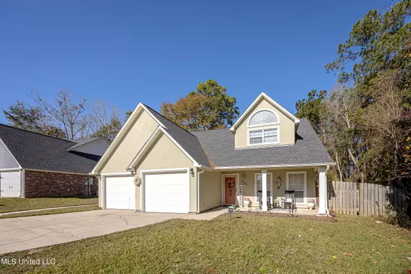 2820 Villa Venezia Court, Ocean Springs, MS 39564