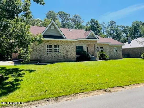 Pass Christian, MS 39571,528 Royal Oak Drive