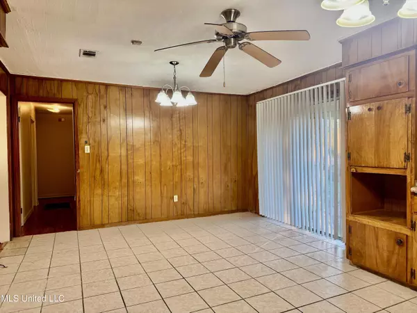 Jackson, MS 39213,3245 Albermarle Road