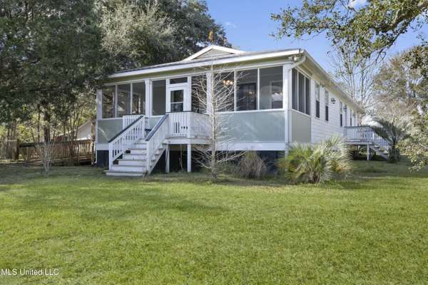 104 Felicity Street, Bay Saint Louis, MS 39520