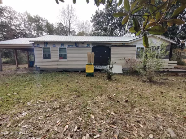 8104 Coda Road, Moss Point, MS 39562