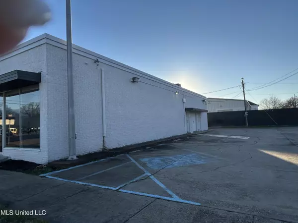 Greenwood, MS 38930,310 Lamar Street