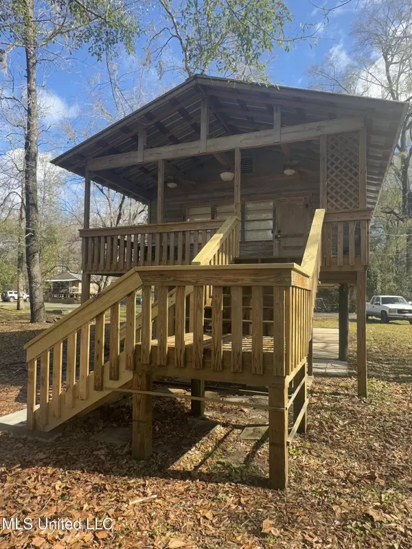 Picayune, MS 39466,40 Oak Point Road