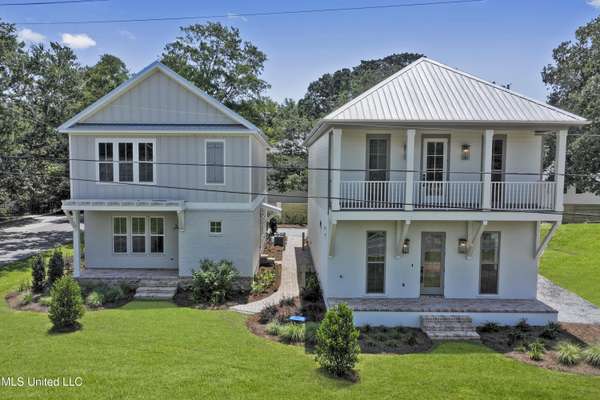 271 Porter Avenue, Ocean Springs, MS 39564