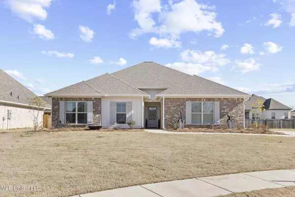 112 Sweetbriar Drive, Canton, MS 39046