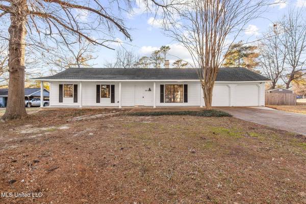 300 N Shenandoah Road, Brandon, MS 39047