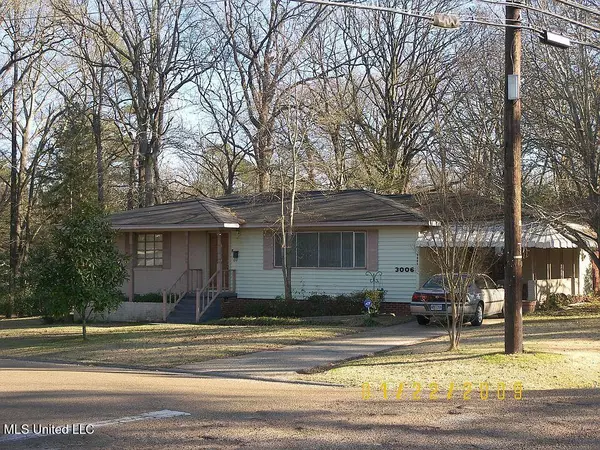 3006 Oak Forest Drive, Jackson, MS 39212